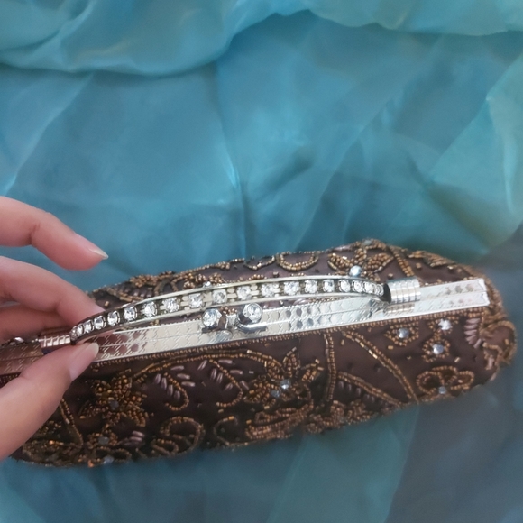 2/$50 Unique sequin/ beaded party purse - Picture 3 of 7